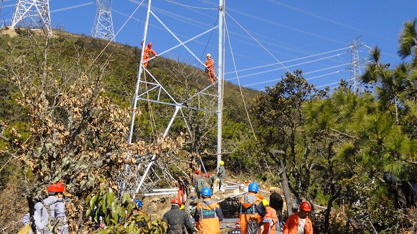 ±800kV錦蘇線、500kV月普線搶建施工順利完成