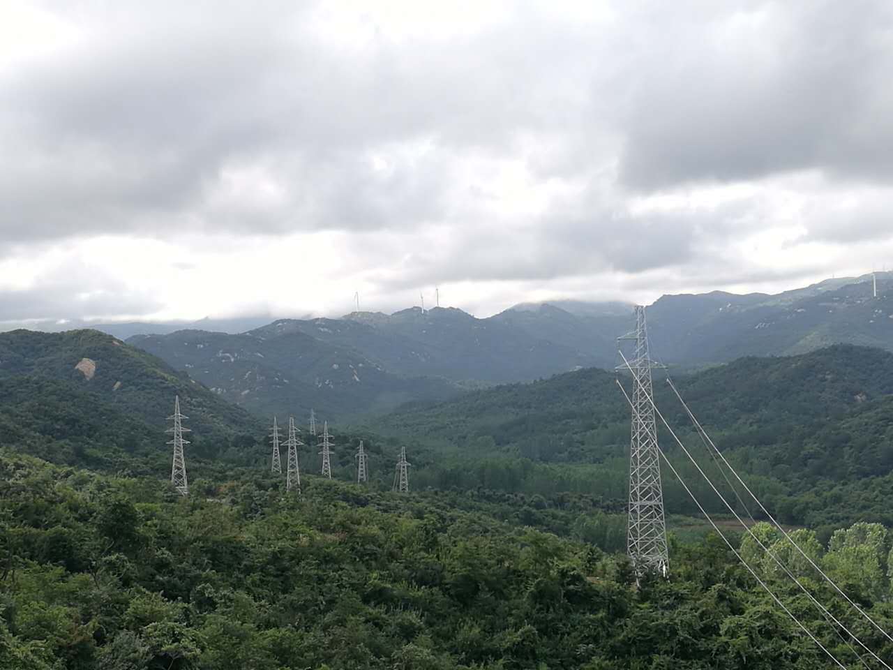 華潤隨縣香灣風(fēng)電場35kV集電線路工程投運(yùn)成功