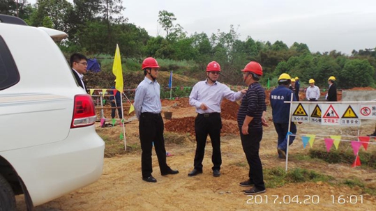 省檢修公司領導檢查500千伏山桃一二三四線電力線路遷改工程（3標）施工工作