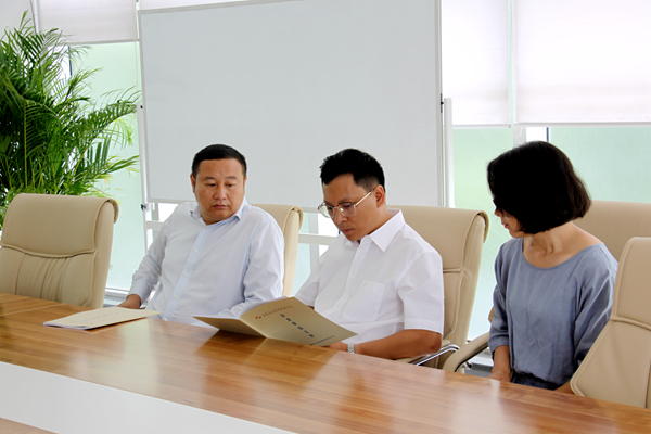 中鐵四局領(lǐng)導(dǎo)蒞臨成蜀電力集團指導(dǎo)交流