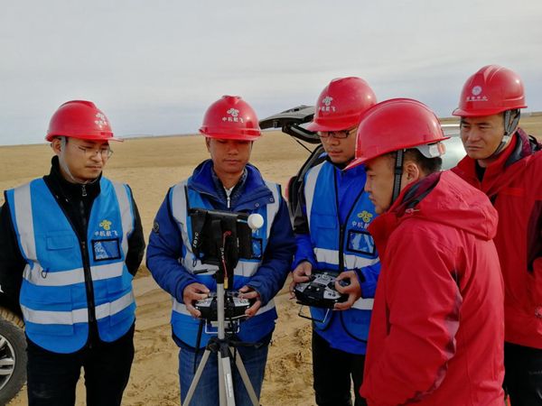 中機(jī)航飛圓滿完成內(nèi)蒙古電網(wǎng)2018年輸電線路鐵塔精細(xì)化巡檢作業(yè)