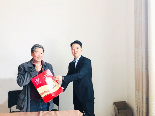 情滿工地暖人心——集團工會慰問河南中部大區(qū)各項目部一線員工