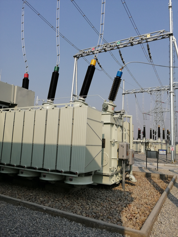 華潤(rùn)新能源河南安陽(yáng)永和250MW風(fēng)電項(xiàng)目220kV升壓站建安工程順利受電、并網(wǎng)成功