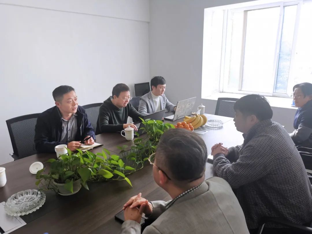 成蜀電力集團(tuán)領(lǐng)導(dǎo)赴蘇南、江蘇分公司檢查和交流工作