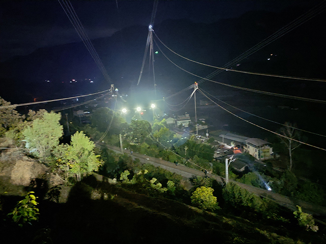 成昆鐵路峨眉至米易段擴能改造工程500kV電力線路遷改工程成功投運
