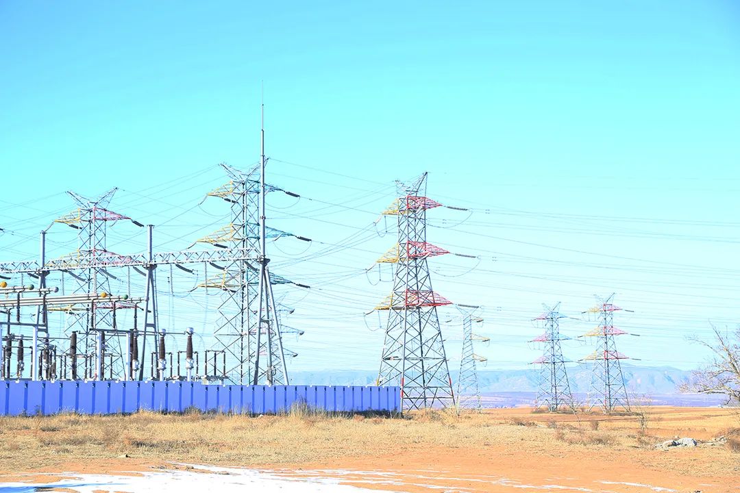 集結(jié)備戰(zhàn)！成蜀電力集團助力冬奧會保電