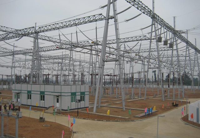 500kV南天變電站間隔擴(kuò)建工程竣工投運