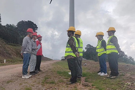 洱源縣大楓樹光伏發(fā)電項目配套送出工程完成首基基礎(chǔ)澆筑
