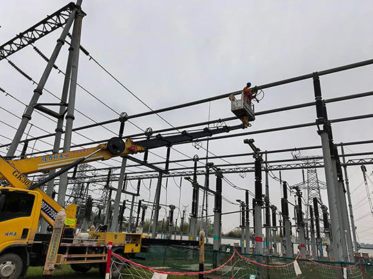 欽南那思（100MW）風(fēng)電項(xiàng)目220kV送出線路EPC工程帶電投運(yùn)